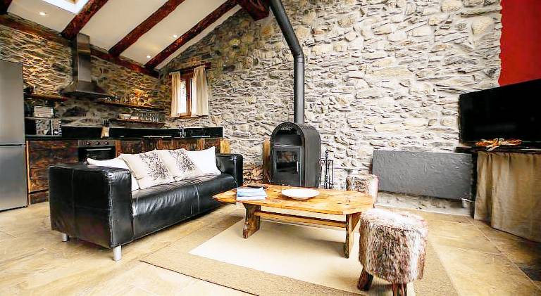 House with 1 room for 4 persons — photo 3