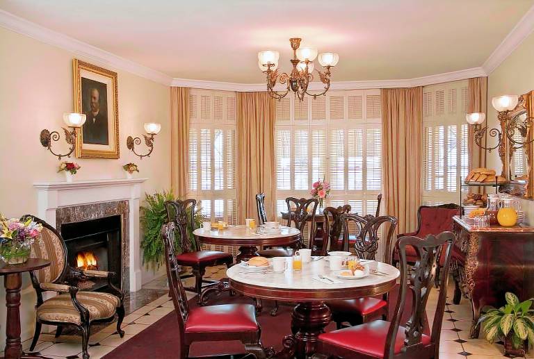 Victorian Inn in Monterey, CA