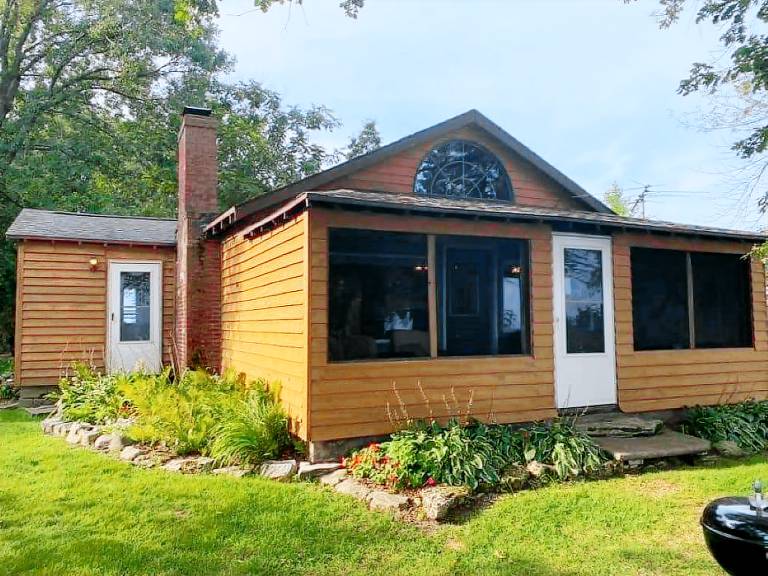 Cabin Sturgeon Bay