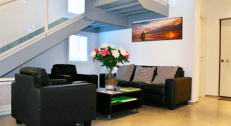 Serviced apartment with 2 rooms for 4 persons — photo 4