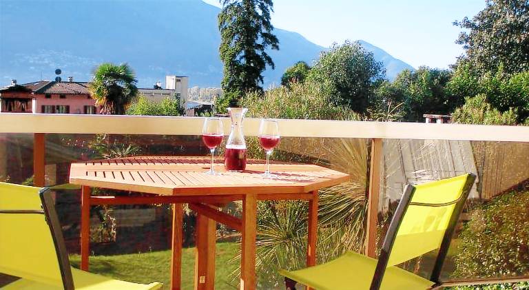 Holiday apartment with 1 room for 2 persons in Locarno