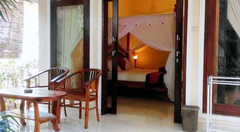 Spacious bungalow with garden & patio | Next to the beach | Pets are welcome — photo 3