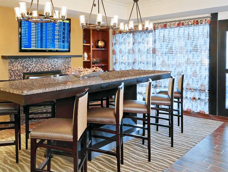 Hampton Inn by Hilton Philadelphia International Airport — photo 4