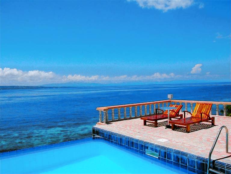 Resort  Liloan