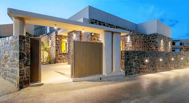 Nice villa with private pool, yard & terrace | Pet-friendly — photo 5