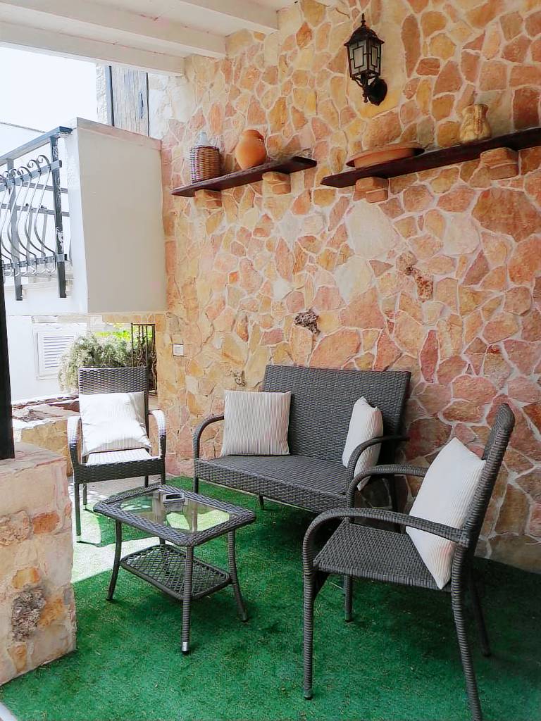 Child-friendly big villa with BBQ, yard & terrace | Garden view | Pets are welcome — photo 5