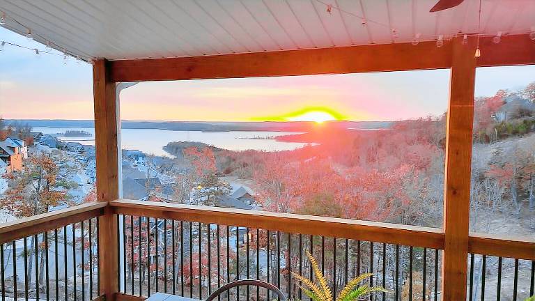 Lodge Table Rock