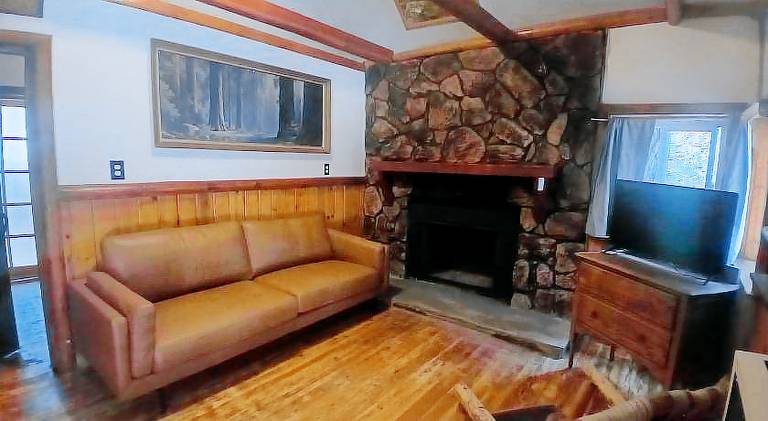 Big Bear Lake - Tulip Lane Cabin 25 — photo 4