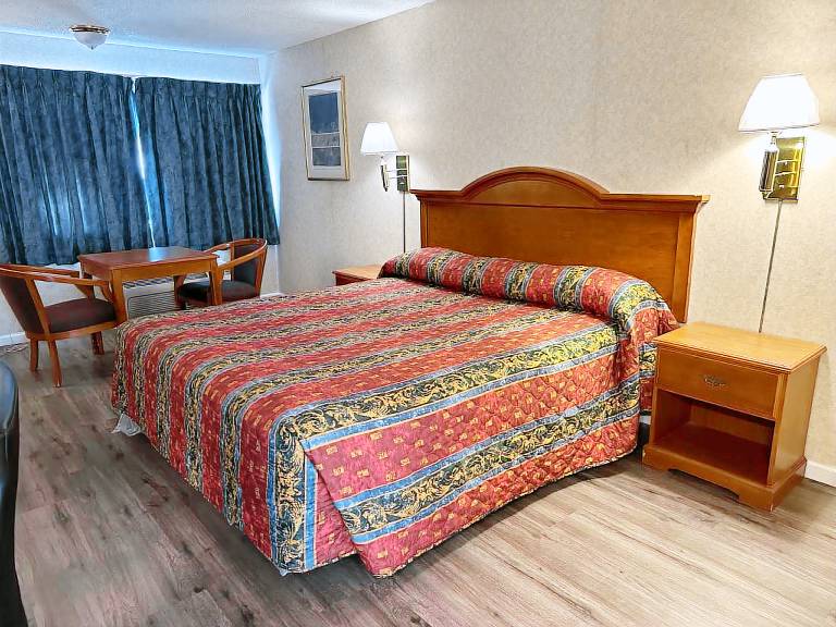 Garden Grove Inn — photo 2