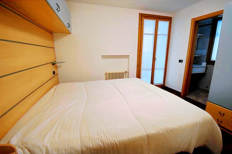 Holiday apartment with 2 rooms for 6 persons — photo 5