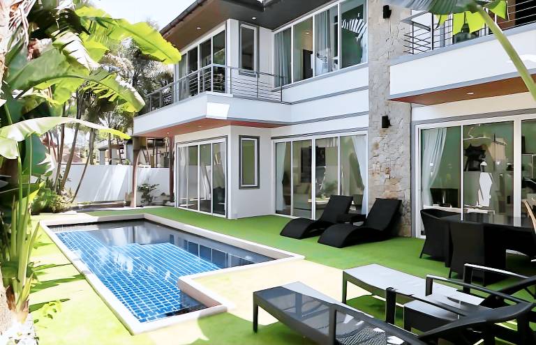 Charming Villa with Private Pool and Garden Views