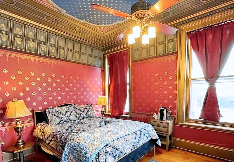 Bed and breakfast  Kalamazoo