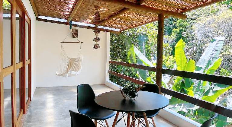 Beautiful vacation home with garden | Pet-friendly — photo 5