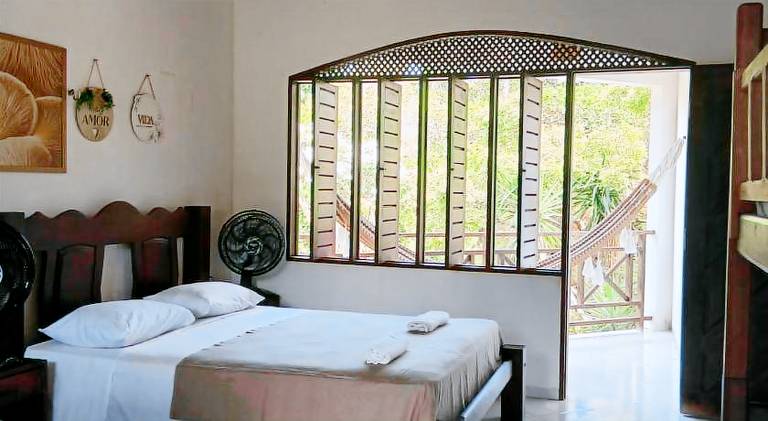 Lodge with terrace & yard — photo 2