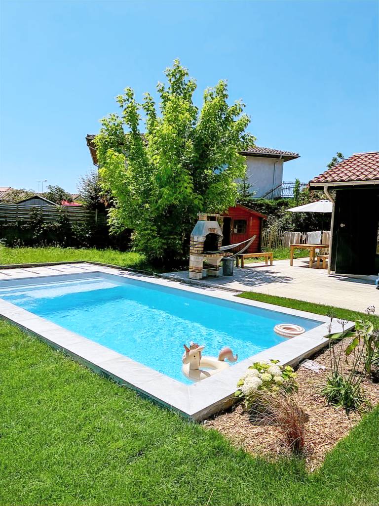 Vacation home with patio, private pool & yard — photo 3