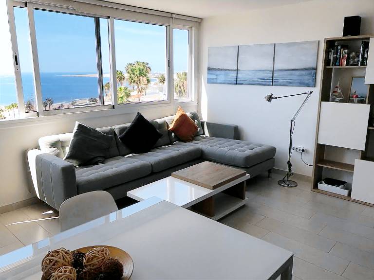 Fully equipped beautiful holiday apartment with yard & heated pool | Next to the beach | Suitable for remote work | Dogs allowed — photo 2