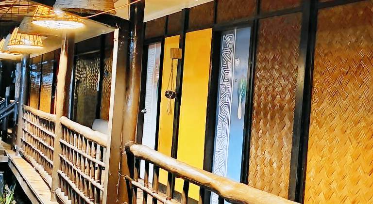 Lokal Hut Bed and Breakfast — photo 4