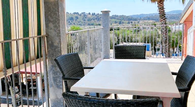 Serviced apartment with private pool, barbecue & terrace | Pets allowed — photo 5