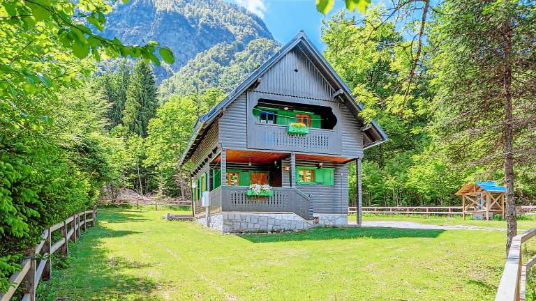 hiša Bohinjsko jezero