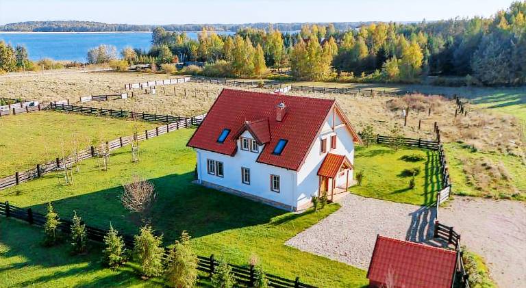 Ample villa | Pet-friendly in Mikolajki