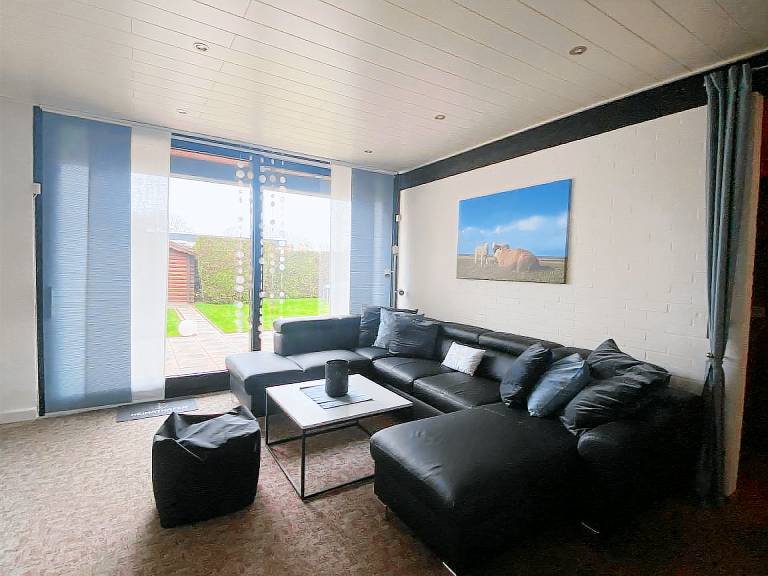 Ferienhaus in Tossens mit Möblierter Terrasse