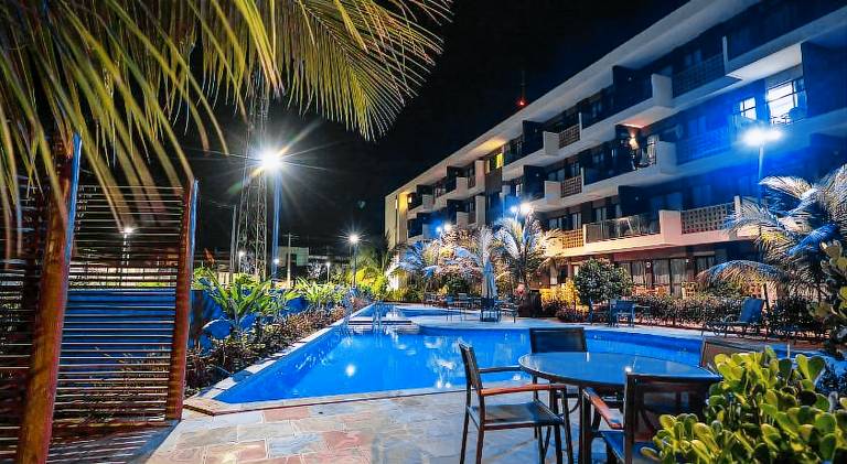 Rental apartment with pool & hot tub in Ipojuca
