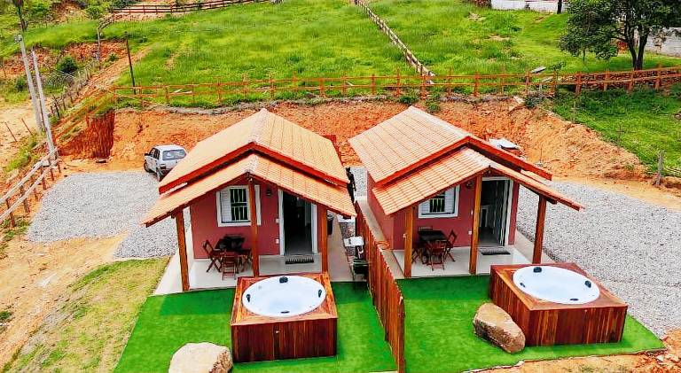 Lodge with hot tub in Socorro