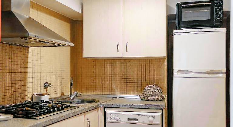 Holiday apartment with 3 rooms for 6 persons — photo 5