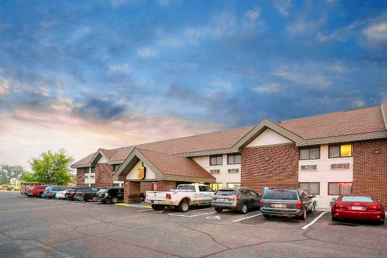 Super 8 By Wyndham St. Cloud in Waite Park, MN