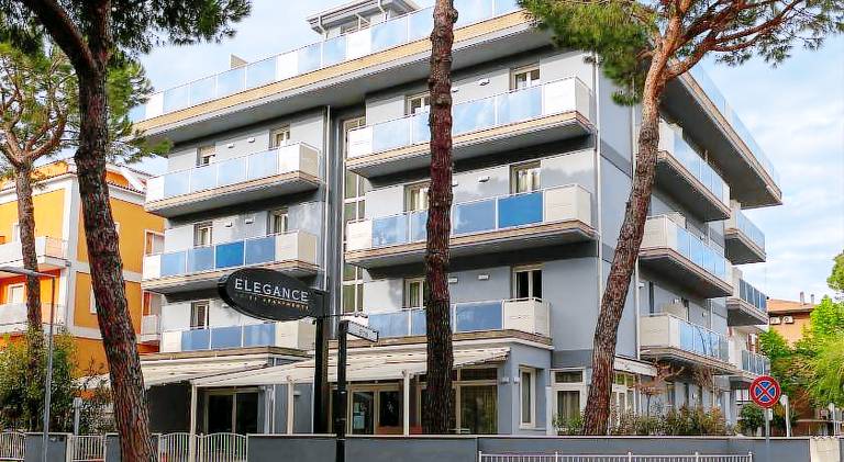 Serviced apartment with terrace — photo 4
