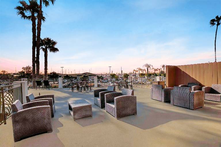 Comfort Inn San Diego Airport At The Harbor — photo 3