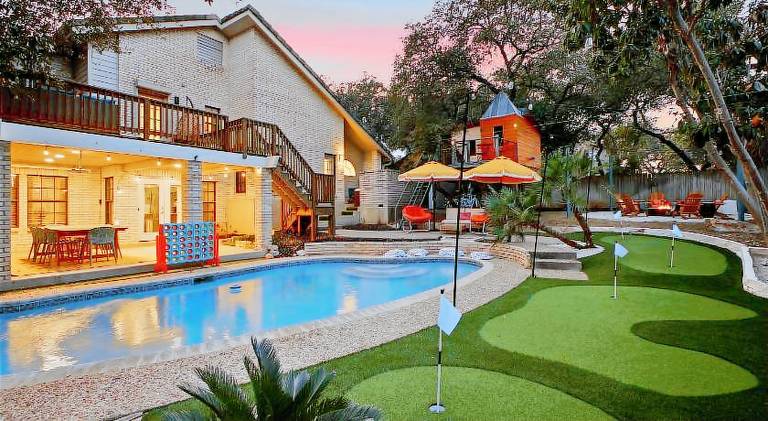 Backyard Paradise - Pool - Playhouse - Hot Tub — photo 4