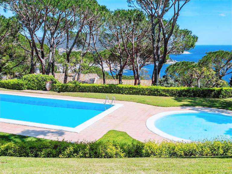 Wonderful rental apartment with pool | Close to the beach | Pet-friendly — photo 5