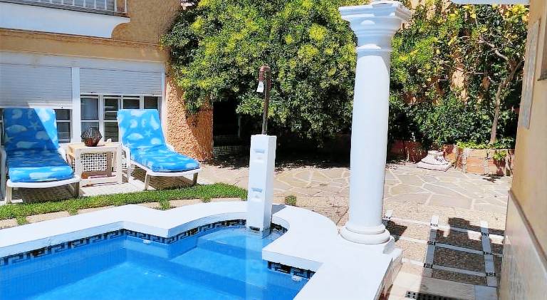 House with yard, private pool & BBQ | Next to the beach | Dogs allowed in Mijas