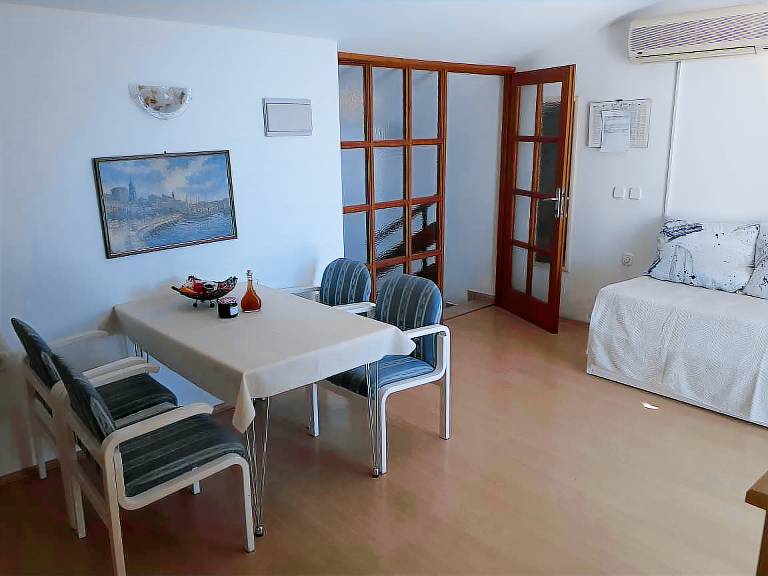 One bedroom apartment with terrace and sea view Zavala, Hvar (A-8912-a) — photo 3