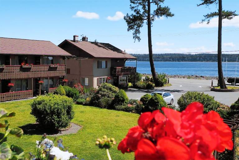 Ramada by Wyndham Campbell River — photo 3
