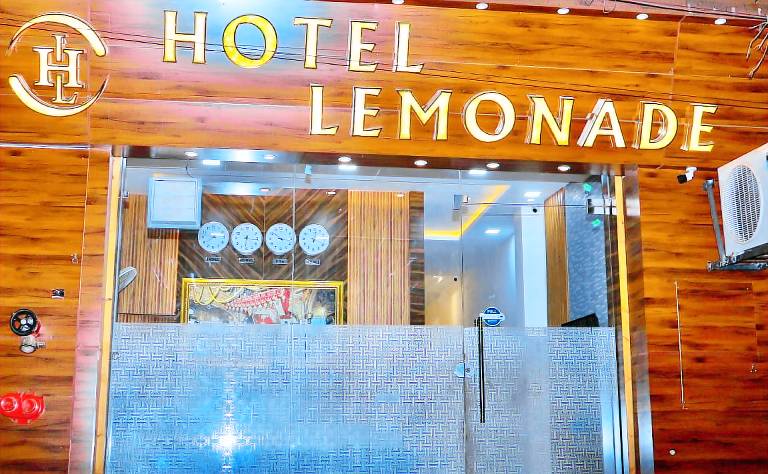 Lemonade HOTEL in Amritsar