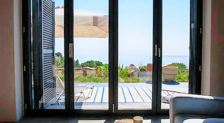 Big villa with patio, private pool & grill | Pet-friendly — photo 3