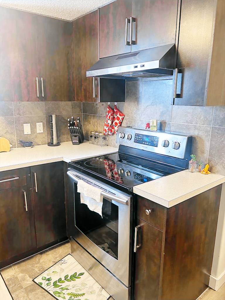 House  Airdrie