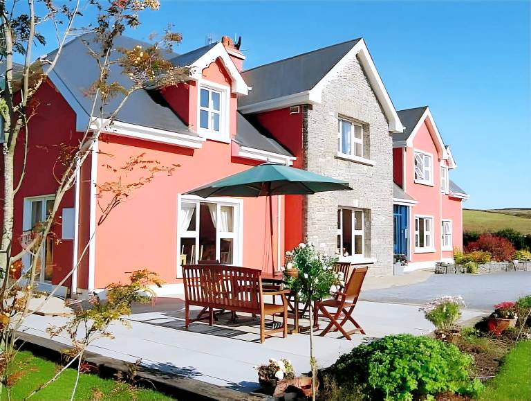 Bed and breakfast  Ballynahown