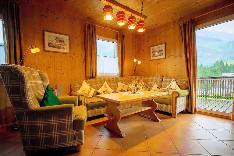 Wonderful chalet with sauna, yard & terrace | Next to the ski | Pet-friendly — photo 2