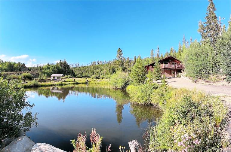 House Grand Lake