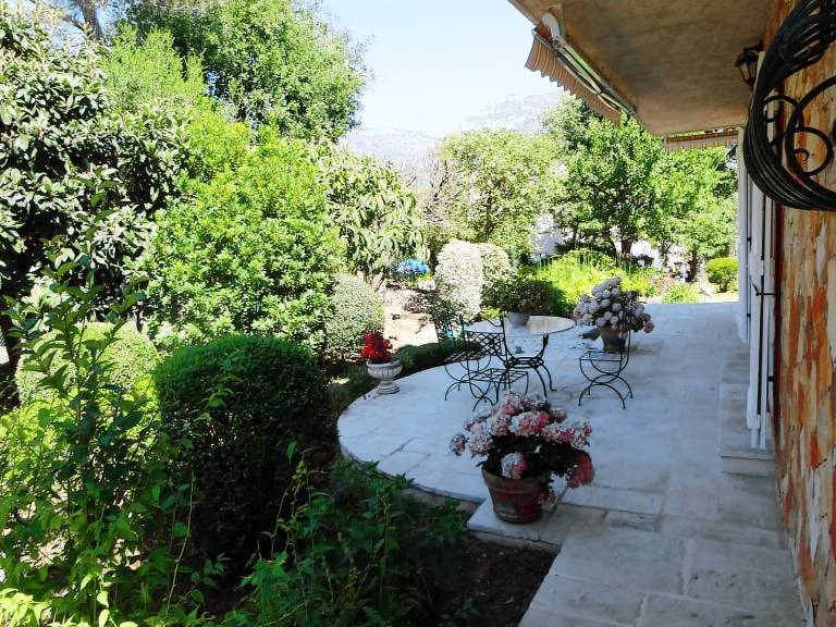 Fully equipped villa with BBQ, private pool & yard | Mountain view | Dogs allowed — photo 2