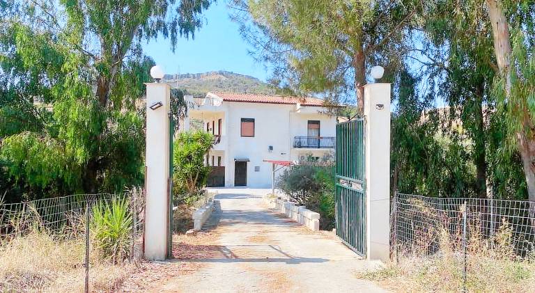 House with 1 room for 4 persons in Agrigento
