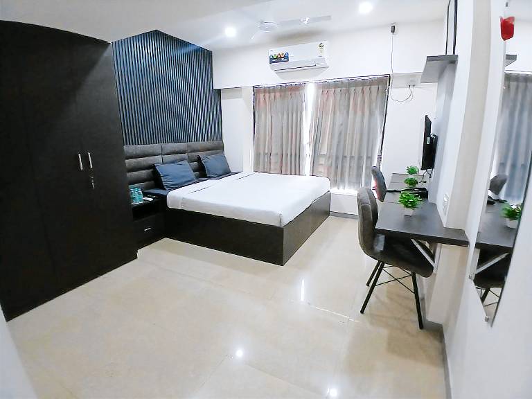 Housr Wakad Pune Hinjawadi Road