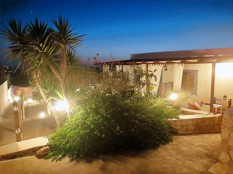Villa with patio & garden — photo 4