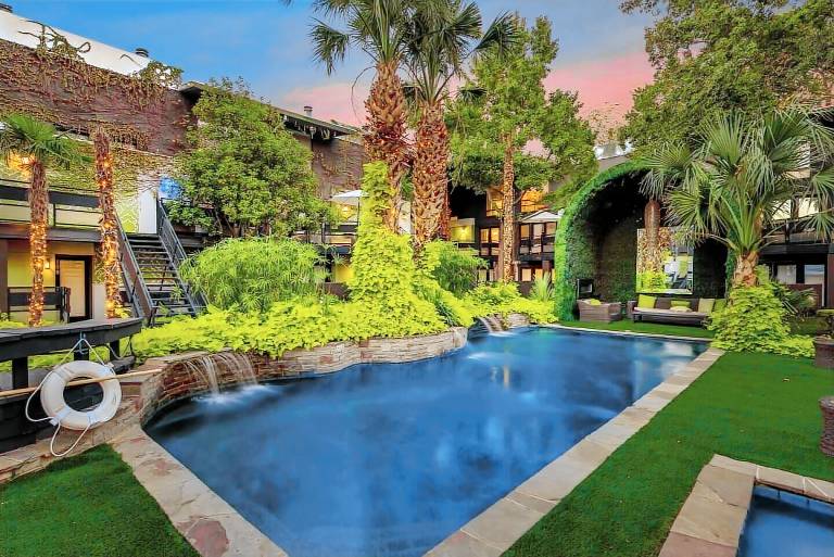 Condo  Old East Dallas