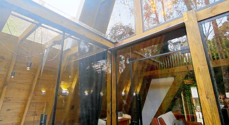 Chalet with terrace, grill & hot tub | Pets allowed — photo 5