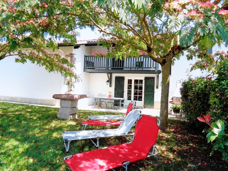 Pleasant gite with BBQ, yard & patio | Pets are welcome — photo 5