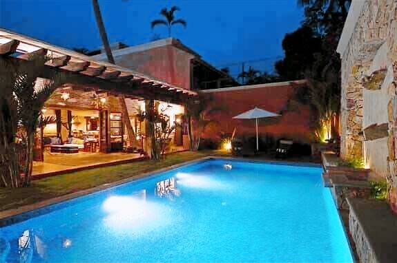 Villa  Punta Esmeralda